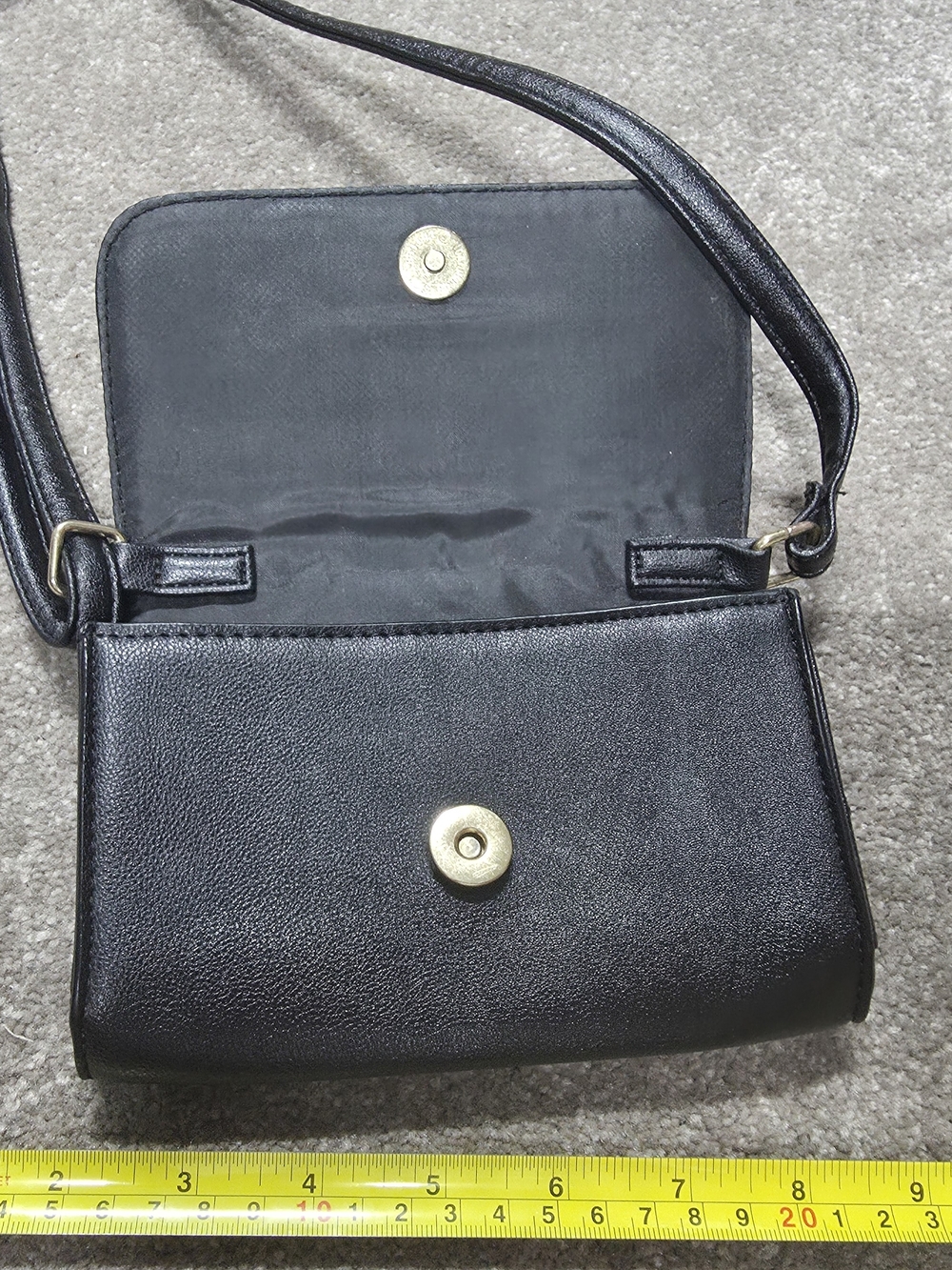 GUESS Black Quilted Crossbody Bag - Picture 5 of 6